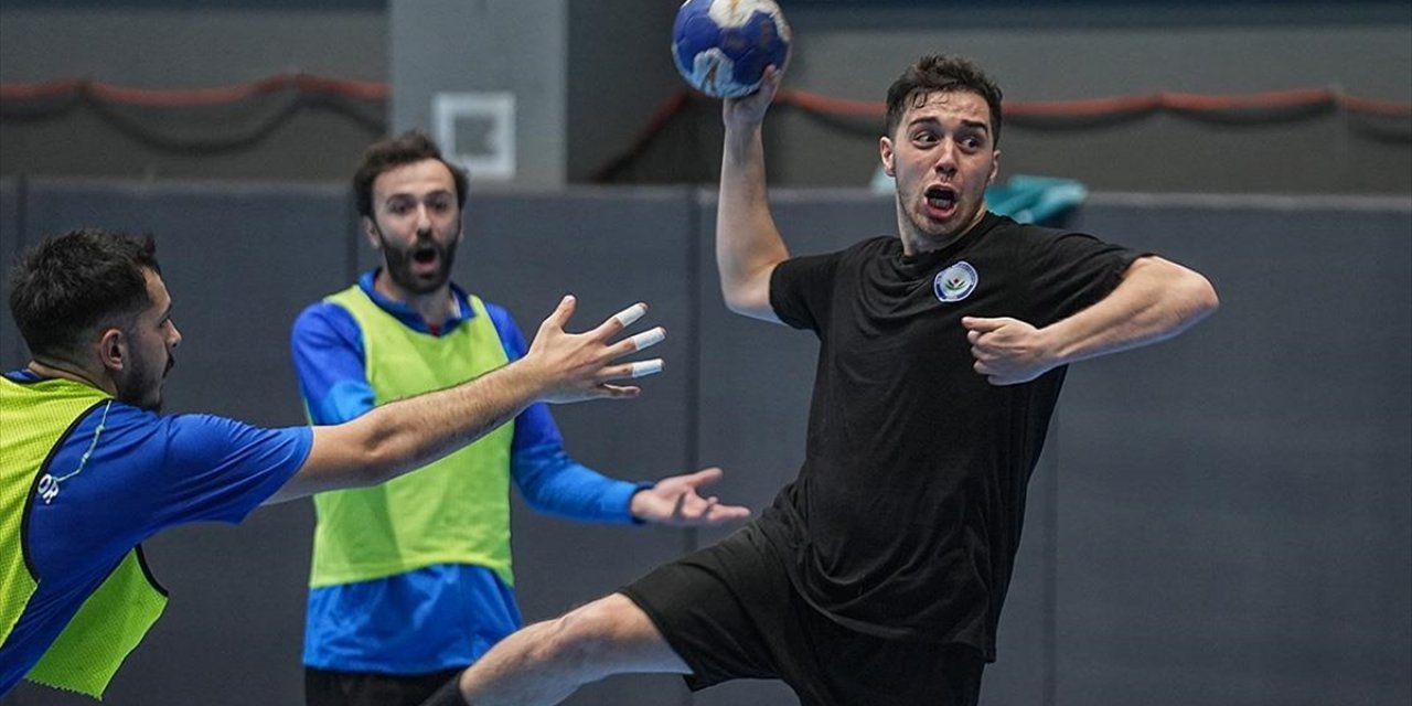 Nilüfer Belediyespor Hentbol Takımı'nın Hedefi Beşiktaş Karşısında Şampiyonluk