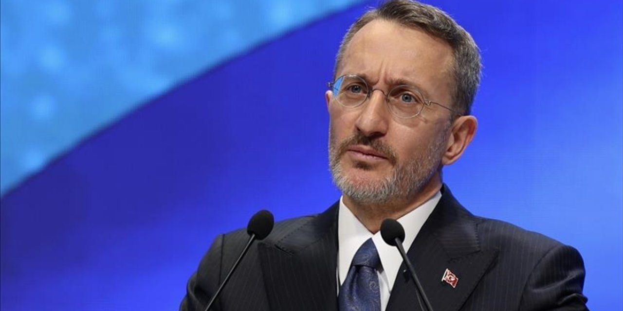 İletişim Başkanı Altun, İzmir'de Gazetecileri Darbedenleri Kınadı