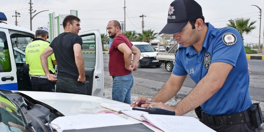 'Dumansız Araç Uygulaması'nda 5 Bin 63 Sürücüye Para Cezası