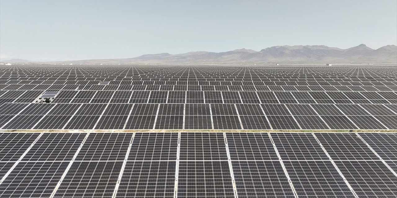 Güneşten Elektrik Üretiminde Yılın Rekoru Kırıldı