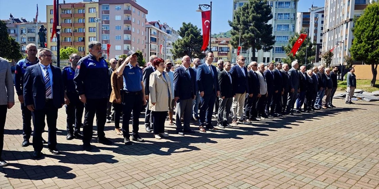 Trabzon'da 25 Yıl Önce Deniz Faciasında Hayatını Kaybeden 38 Kişi Törenle Anıldı