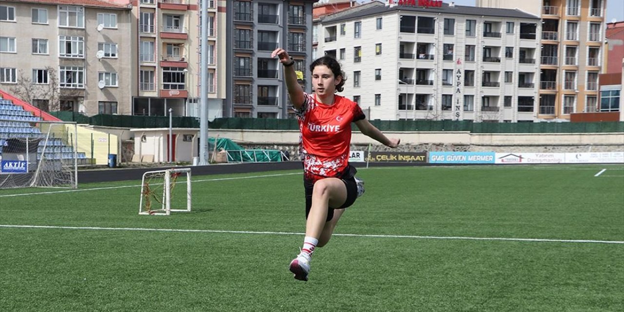 Milli Atlet Eylül'ün Hedefi Eyof'ta Madalya