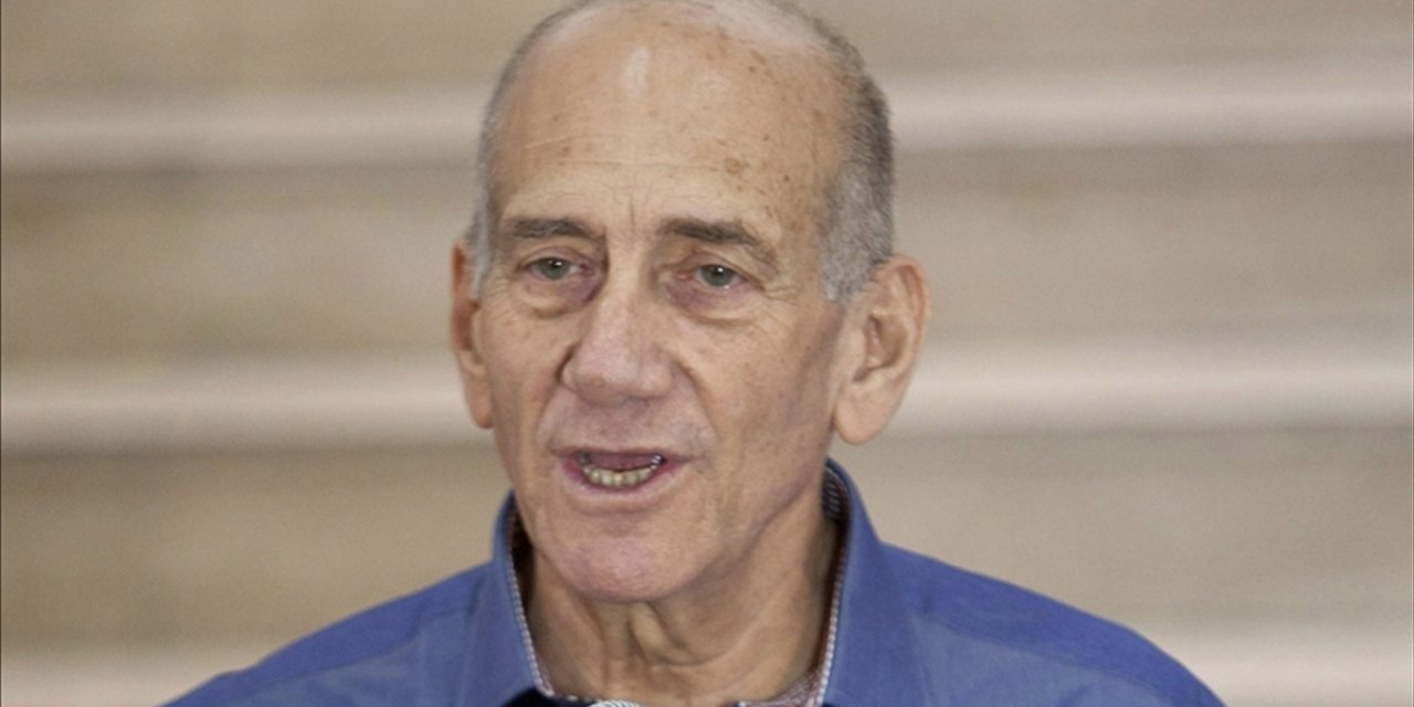Eski İsrail Başbakanı Olmert, Gazze'de Yaptıklarının "Savaş Suçuna Çok Yakın Olduğunu" Söyledi