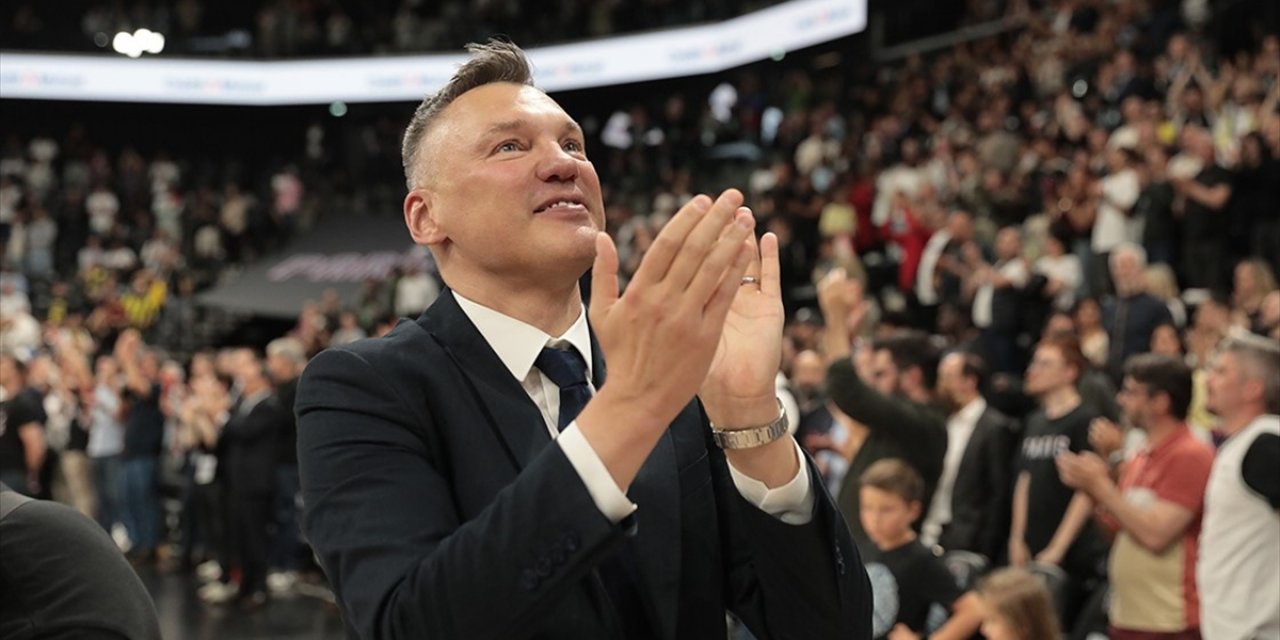 Yılın Başantrenörünün Hedefi, İlk Avrupa Zaferi