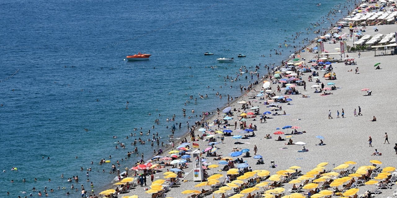 Antalya 18 Milyon Turist Hedefine Emin Adımlarla İlerliyor