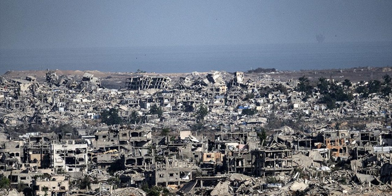 Gazze'de Ekipman Eksikliği İsrail'in Yıktığı Binaların Enkazındaki Kurtarma Çalışmalarını Engelliyor