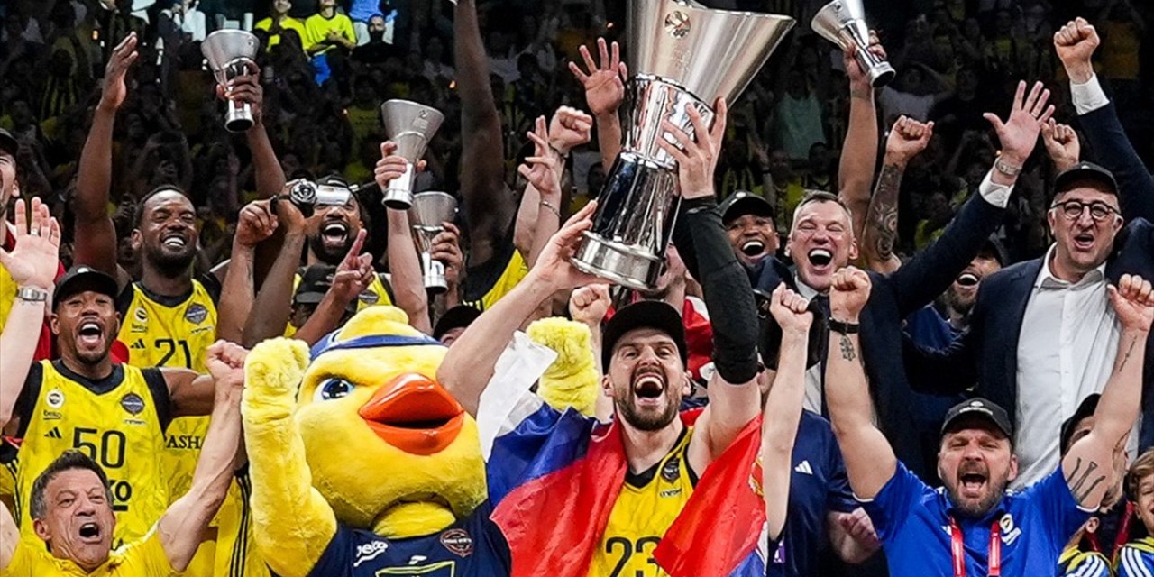 Fenerbahçe Beko, Şampiyonluğu Yarın Göztepe Parkı'nda Kutlayacak