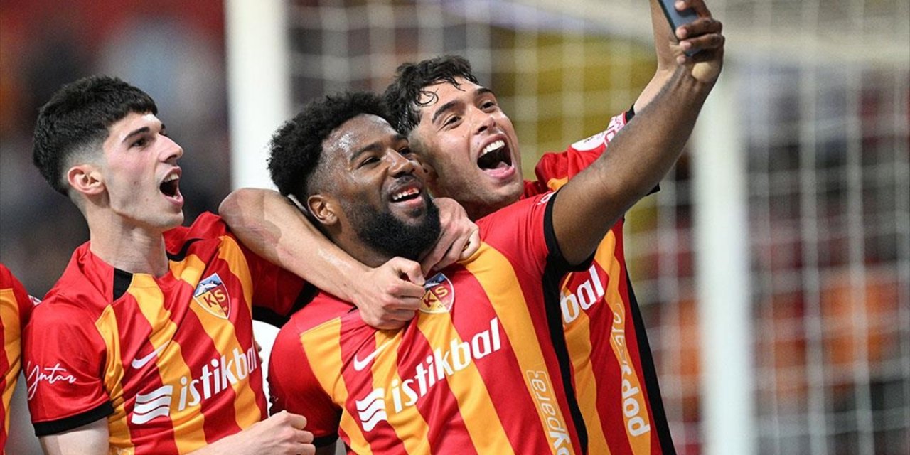 Kayserispor, Sahasındaki Yenilmezlik Serisiyle Lige Tutundu