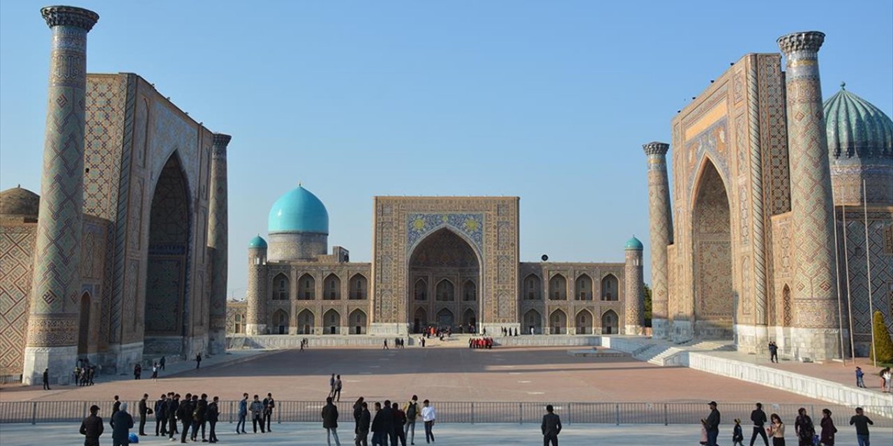 "İslam Dünyası Kültür Başkenti" İlan Edilen Semerkant, Tarihi ve Kültürel Yapılarıyla Öne Çıkıyor