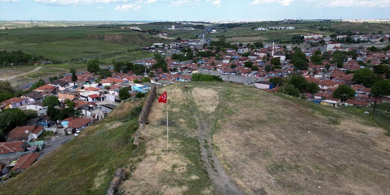 Orta Çağ'da İnşa Edilen "Çorlu Kalesi"nin Tarihi Dokusu Ortaya Çıkarılacak