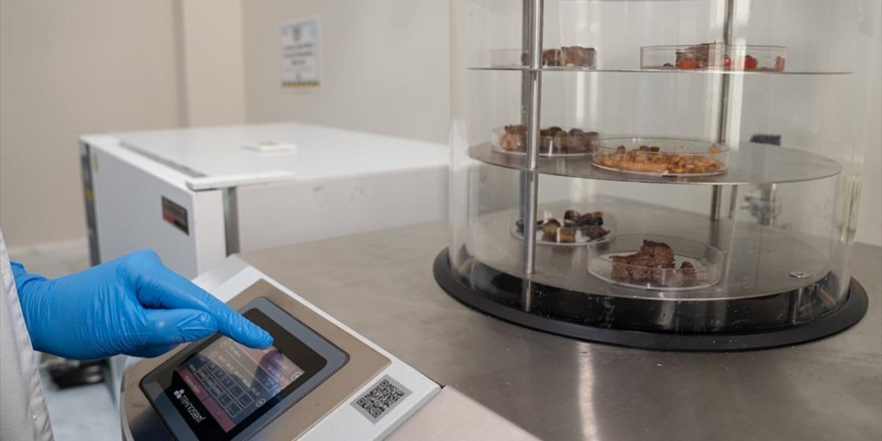 Gastronomi Öğrencilerinden Afet Dönemlerinde Tüketilebilecek Raf Ömrü Uzun Yemek Projesi