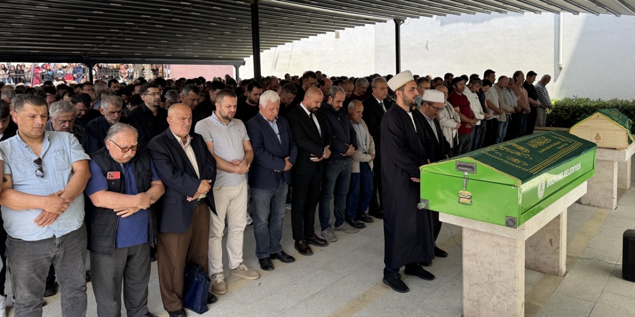 Vefat Eden AA Serbest Habercisi Ümit Yorulmaz Son Yolculuğuna Uğurlandı