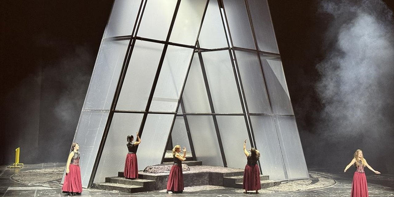 Sofya Opera ve Balesi'nin "Elektra" Operası Bugün Sanatseverlerle Buluşacak