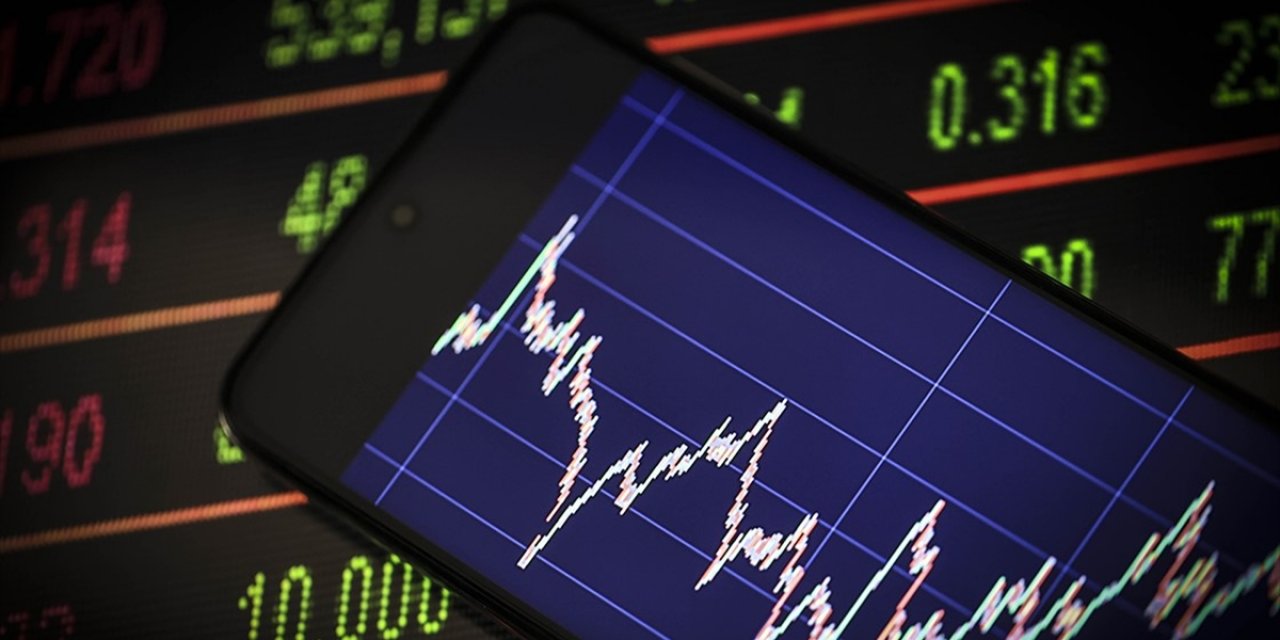 Küresel Piyasalarda Tarife İptal Kararı ve Büyüme Verileri Yatırımcıların Odağına Yerleşti