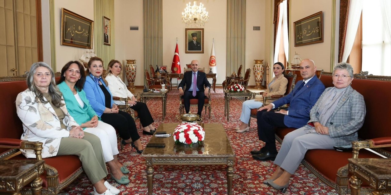 TBMM Başkanı Kurtulmuş, CHP'li Asu Kaya ve Beraberindeki Milletvekilleri İle İyi Partili Çömez'i Kabul Etti