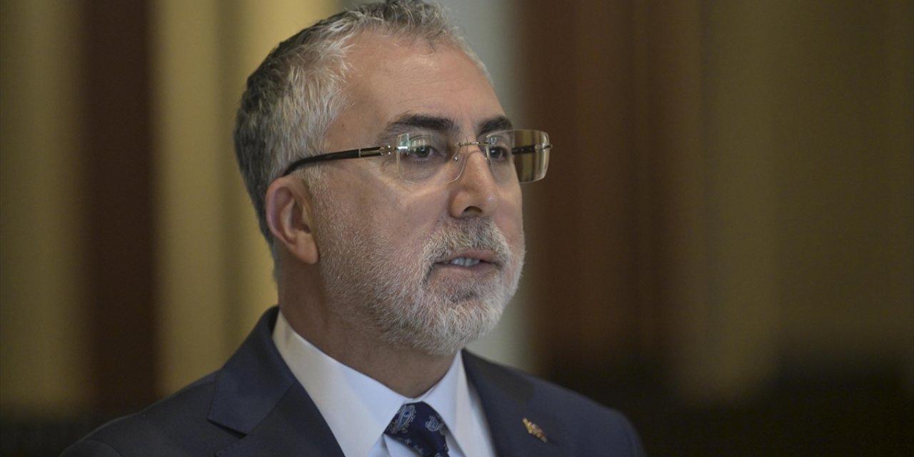 Deprem Bölgesindeki İller İçin Mücbir Sebep Hali 30 Kasım'a Kadar Uzatıldı