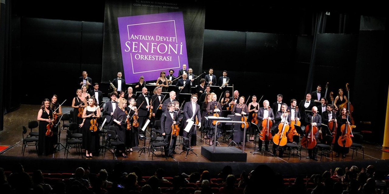 Antalya Devlet Senfoni Orkestrası Klasik Müziğin Başyapıtlarıyla Sezon Finali Yaptı