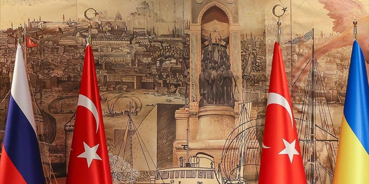 Rusya-Ukrayna Savaşında Çatışmalar İvme Kazanırken Gözler Yeniden İstanbul'daki Görüşmelere Çevrildi