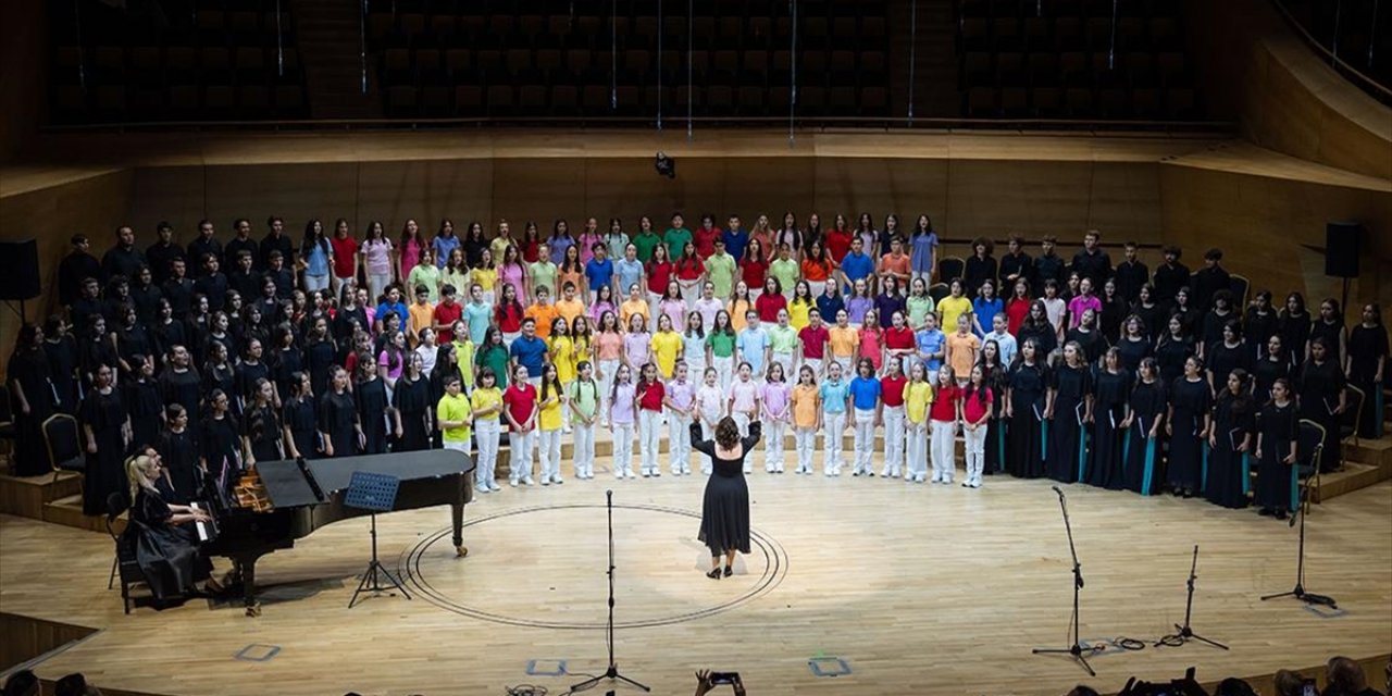 Devlet Çoksesli Çocuk ve Gençlik Korolarından Sezon Finali Konseri