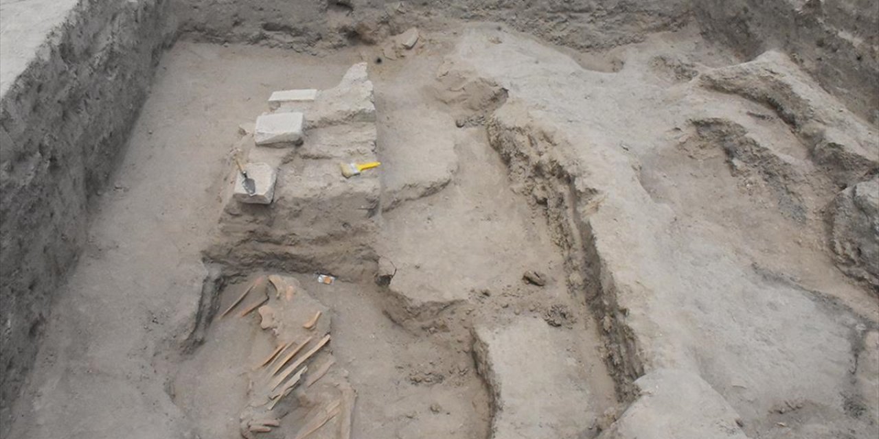 Türk Arkeologlar, Özbekistan'da Ortak Türk Tarihine Işık Tutacak Kazı Çalışmaları Yapıyor