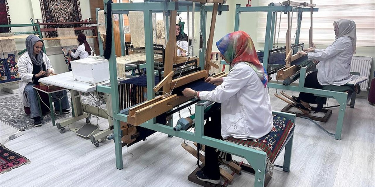 Norduz Koyunu Yününden Üretilen Kumaşlar, Giysi ve Aksesuara Dönüştürülecek