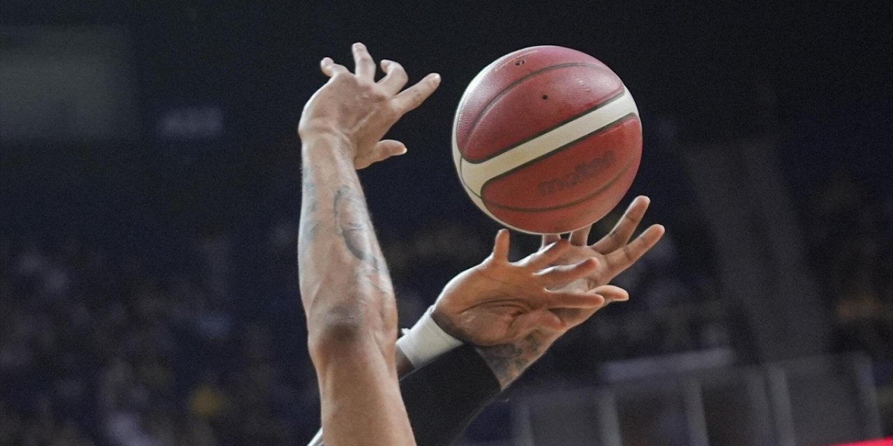 Türkiye Sigorta Basketbol Süper Ligi'nde Play-Off Yarı Final Programı Belli Oldu