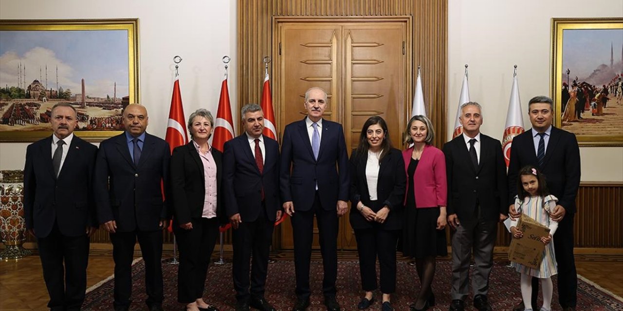 TBMM Başkanı Kurtulmuş, Meclis Personeliyle Bayramlaştı