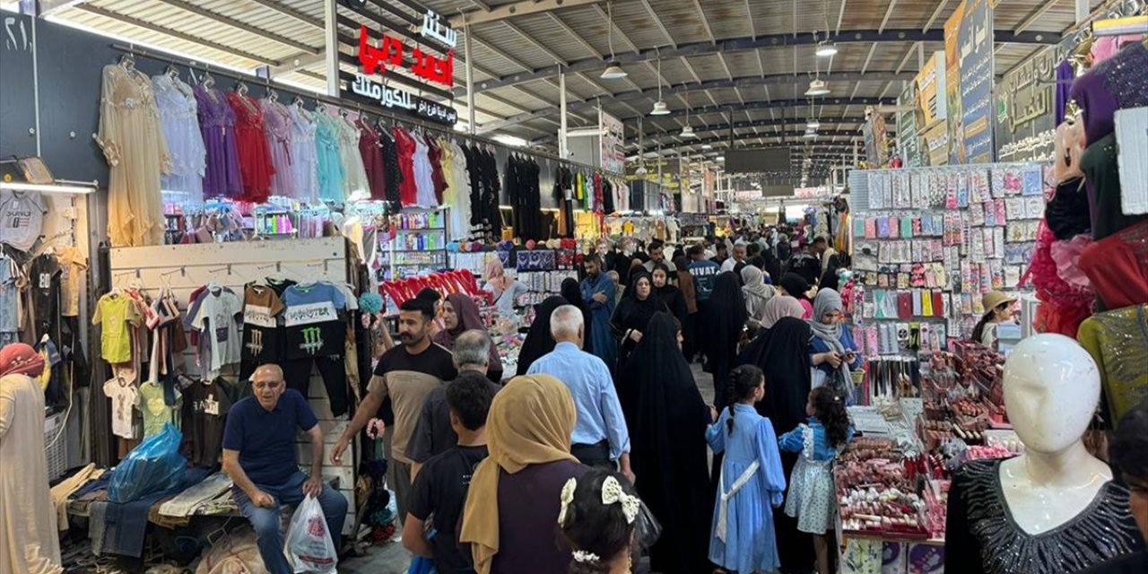 Irak'ın Kerkük Kentindeki Çarşılarda Kurban Bayramı Hareketliliği Yaşanıyor