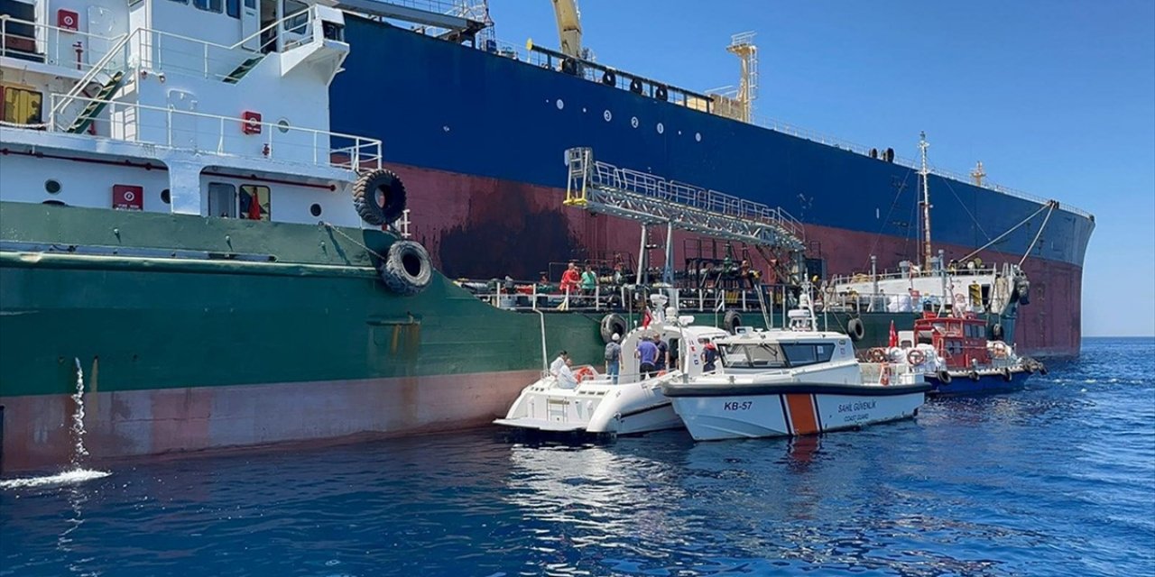Çanakkale'de Denizi Kirleten Gemiye 8 Milyon 218 Bin Lira Ceza Kesildi