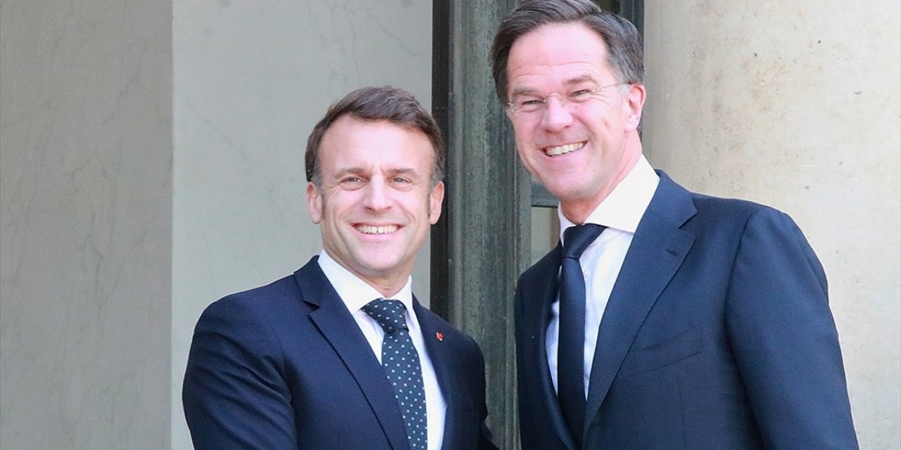 Fransa Cumhurbaşkanı İle Nato Genel Sekreteri, Rusya-Ukrayna Savaşı'nı Görüştü