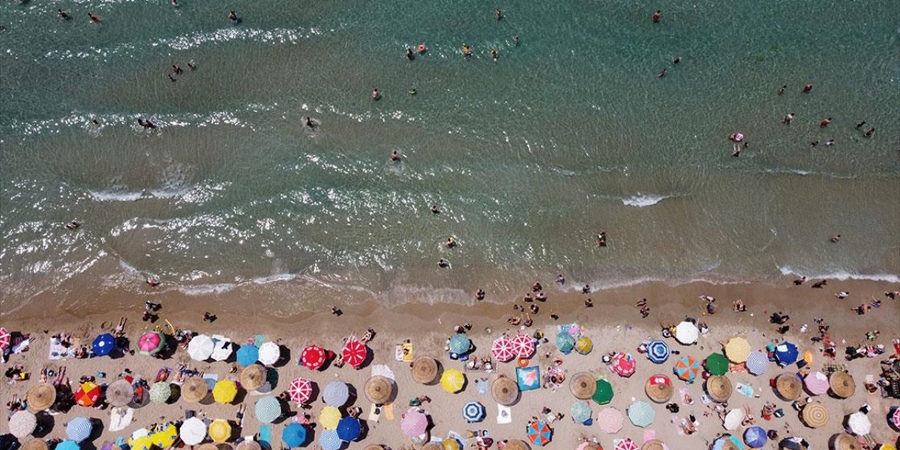 Aydın'ın Turistik İlçelerinde Bayram Yoğunluğu Yaşanıyor