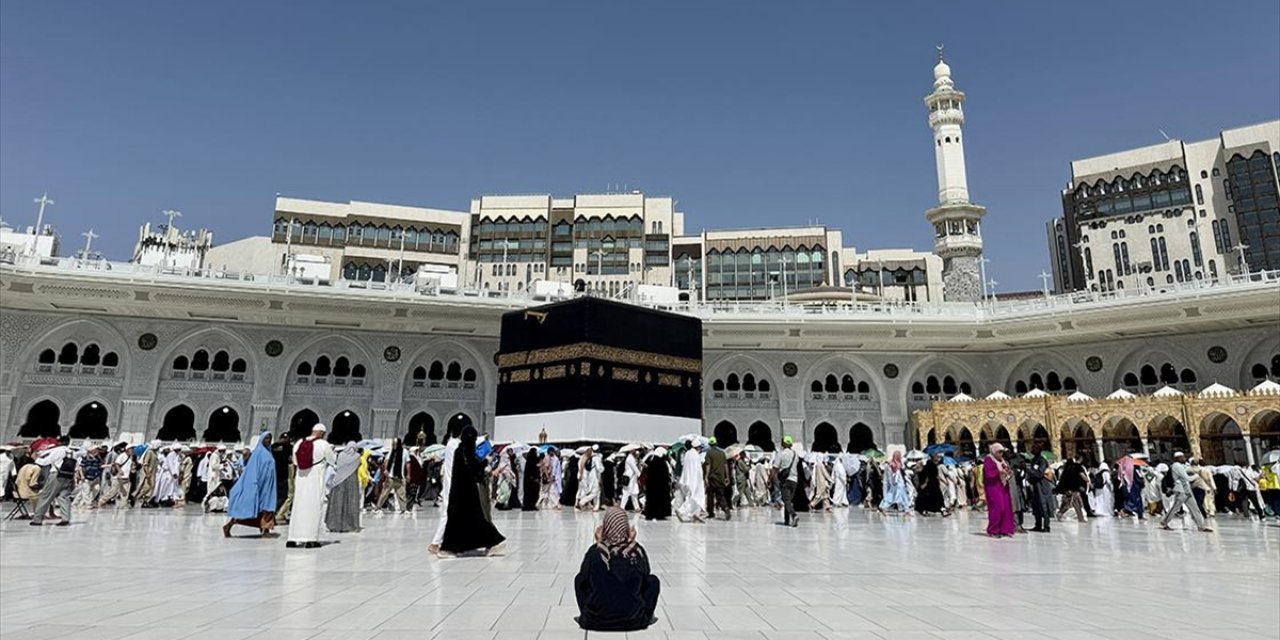 Hacılar Kabe'ye Vedaya Hazırlanıyor
