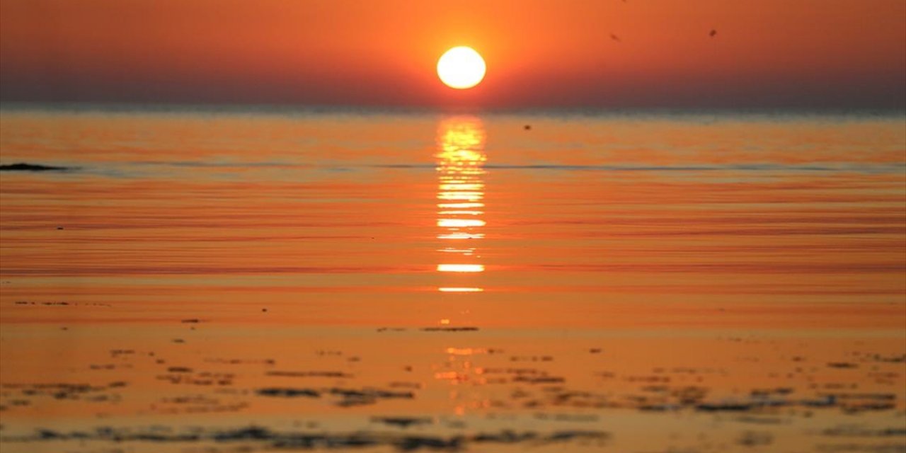 Ordu'da Gün Batımı Seyri Güzel Bir Manzara Oluşturdu