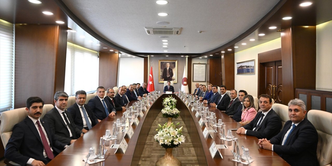 HSK Yeni Üyeleriyle İlk Toplantısını Yaptı