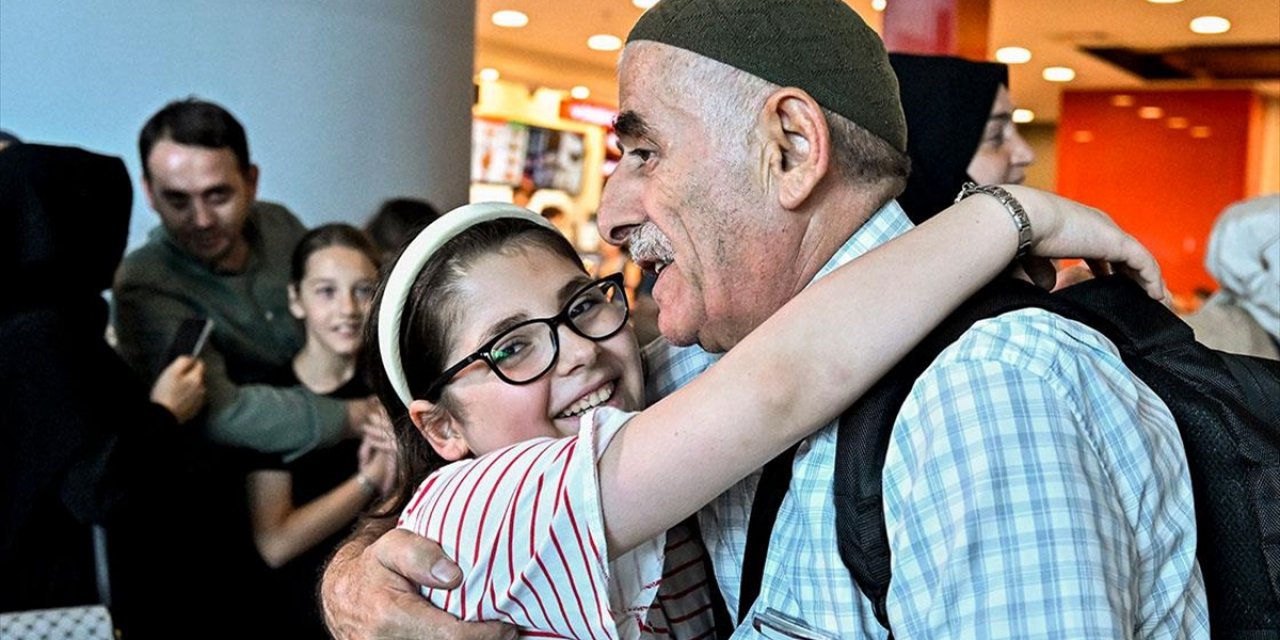 Hacılar Yurda Dönüyor