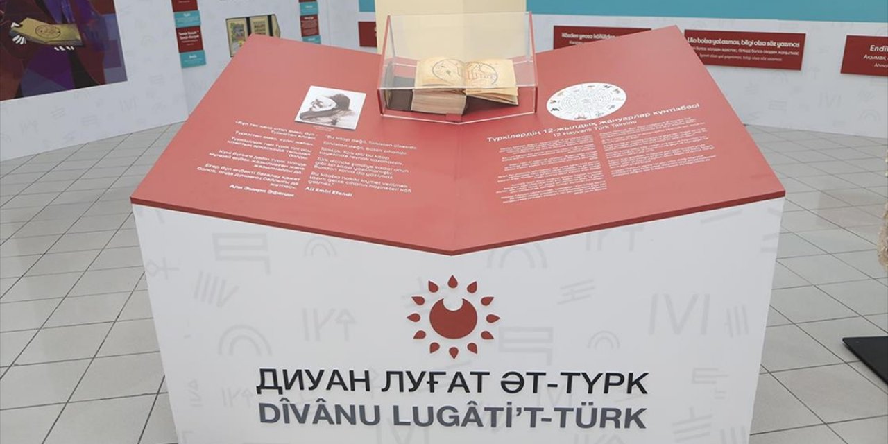“Divanu Lugati’t-Türk” Sergisi Türkistan'da
