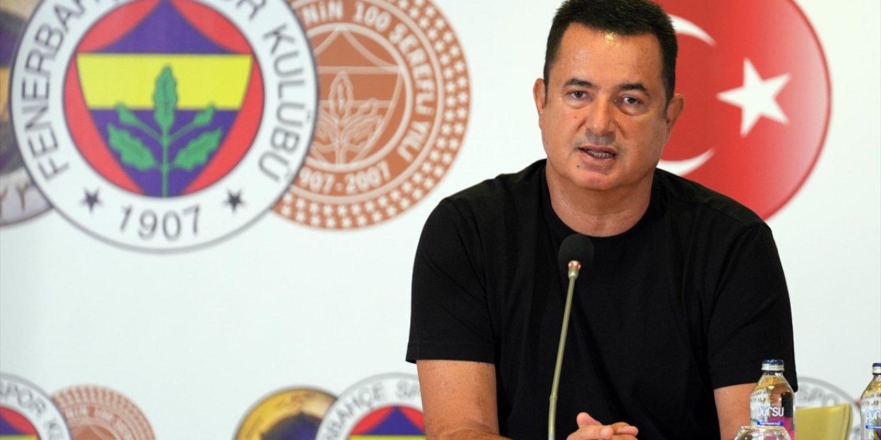 Acun Ilıcalı, Fenerbahçe Yönetim Kurulu'ndan Ayrıldı