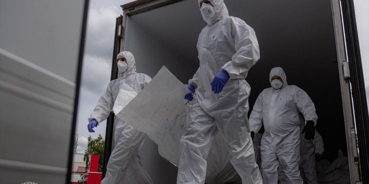 Ukrayna, Rusya'dan 1200 Ukraynalı Asker ve Sivilin Cenazesini Teslim Aldı