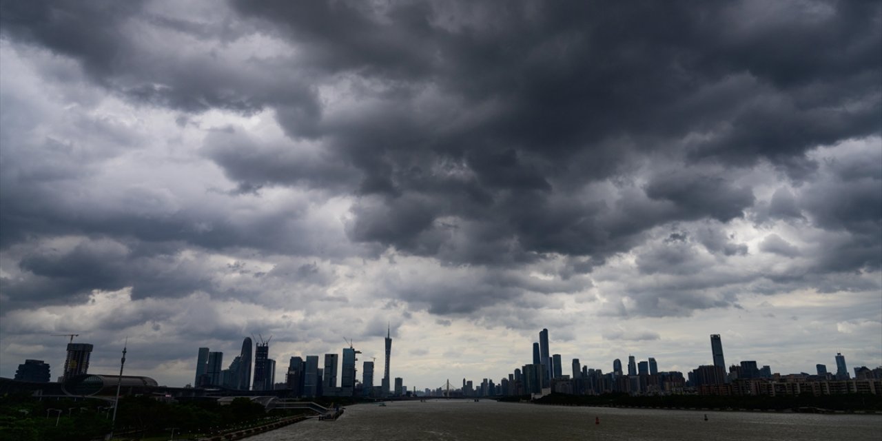 Çin'de Wutip Tayfunu Nedeniyle 16 Bin 561 Kişi Tahliye Edildi