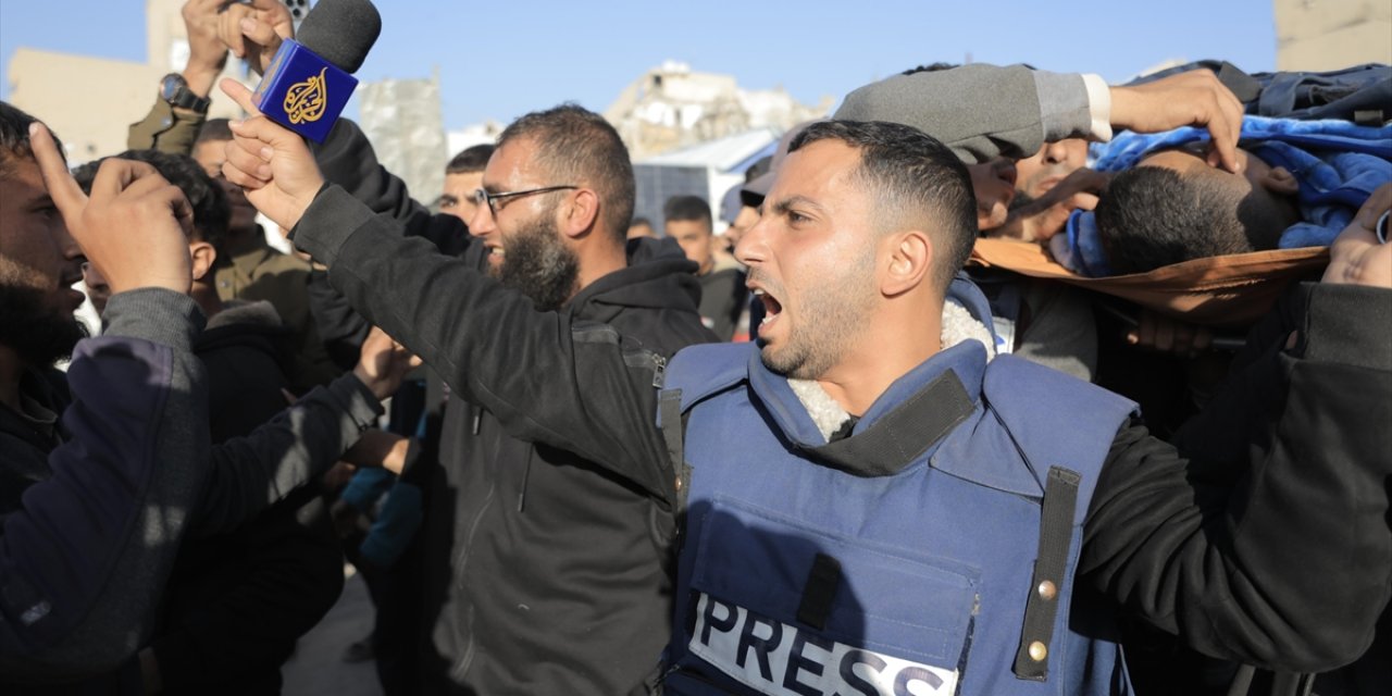 İsrail’in İletişimi Kestiği Gazze’de Gazeteciler, Gerçeği Dünyaya Duyurmak İçin Hayatlarını Riske Atıyor