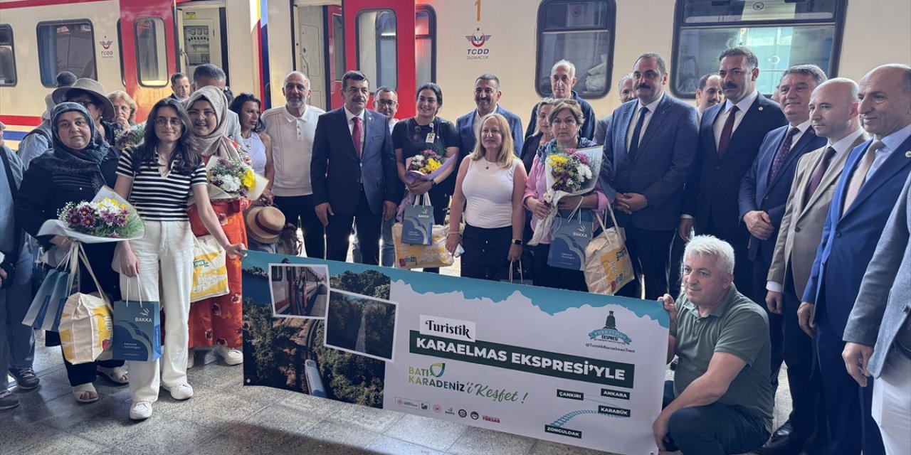 Turistik Karaelmas Ekspresi, Zonguldak'a Ulaştı