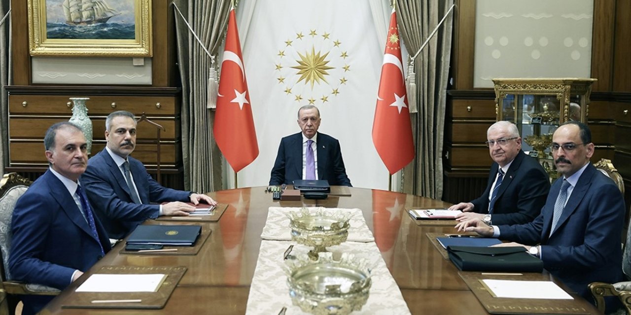 Cumhurbaşkanı Erdoğan Başkanlığında Güvenlik Toplantısı Gerçekleştirildi