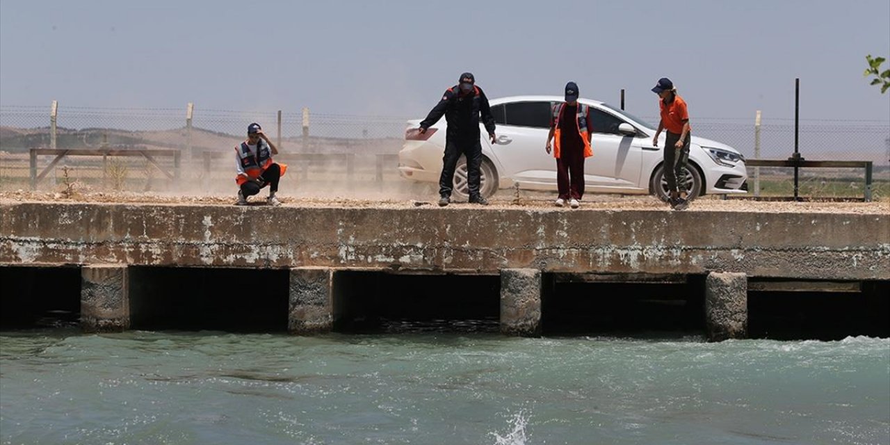 Şanlıurfa'da Sulama Kanalında Akıntıya Kapılan 2 Kişiden Birinin Cesedi Bulundu