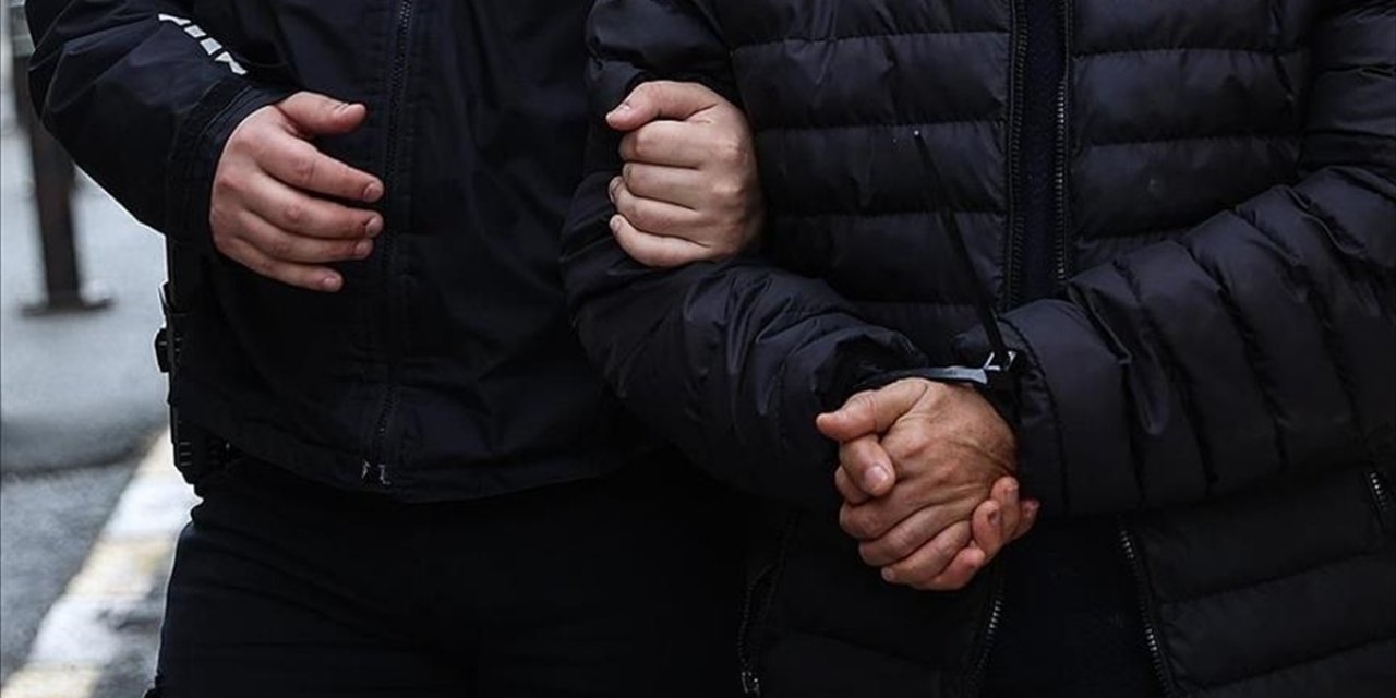 İstanbul'da Hastanede "Haksız Kazanç" Sağladıkları İddia Edilen 11 Zanlı Yakalandı