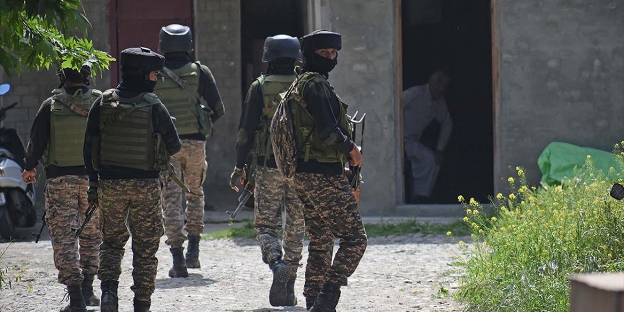 Hindistan, ABD'ye Keşmir Konusunda Arabuluculuk Tekliflerini Kabul Etmeyeceğini İletti