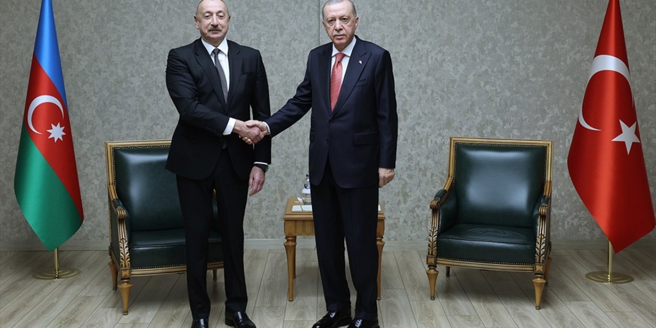 Cumhurbaşkanı Erdoğan, Azerbaycan Cumhurbaşkanı Aliyev İle Görüştü