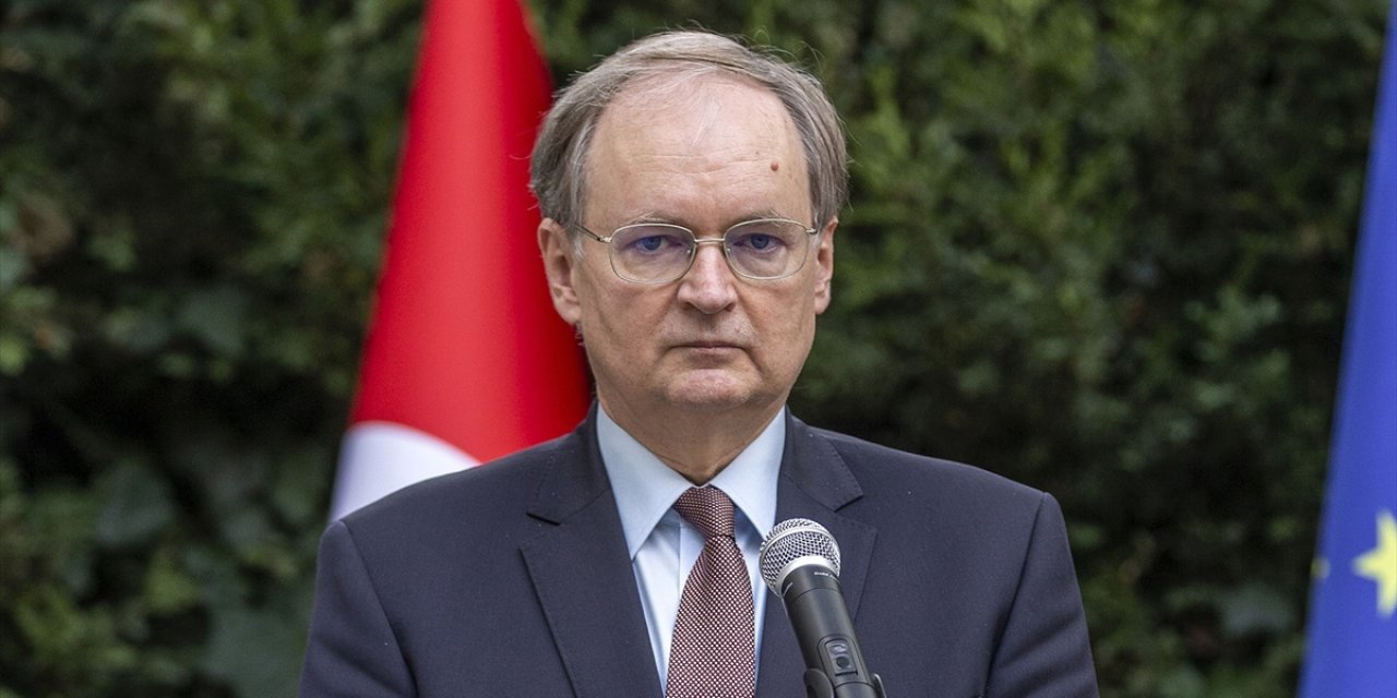 AB Yetkilisi, Tahran’daki Vatandaşlarının Tahliyesi Sürecinde Türkiye’den Destek Aldıklarını Bildirdi