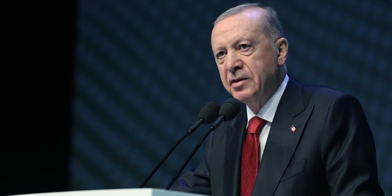 Cumhurbaşkanı Erdoğan Karne Alan Öğrencileri Tebrik Etti