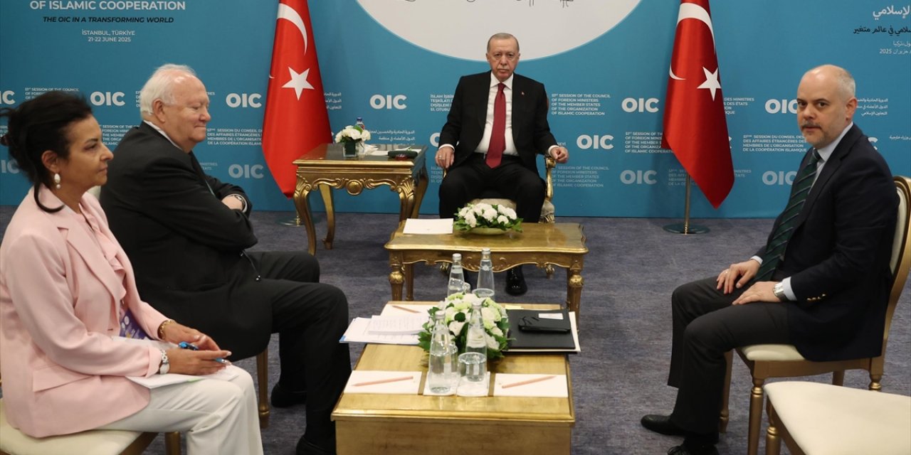 Cumhurbaşkanı Erdoğan, BM Medeniyetler İttifakı Yüksek Temsilcisi Moratinos'u Kabul Etti