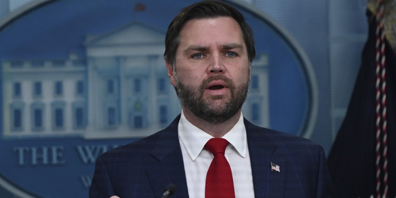 ABD Başkan Yardımcısı Vance, "geçmişteki Aptal Başkanların" Ülkesini Çatışmalara Sürüklediğini İddia Etti